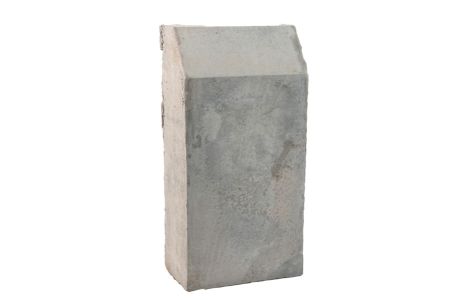 PLAIN HALF KERB STONE